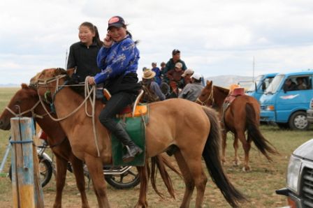 même à cheval