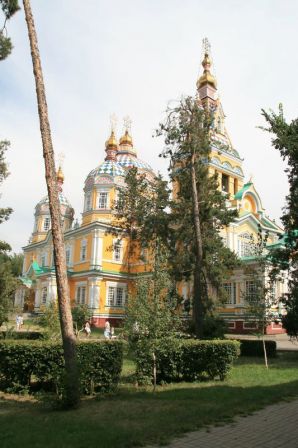 cathedrale_Zenkov.jpg