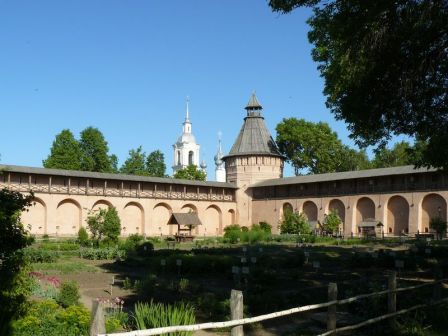 kremlin_Suzdal.jpg